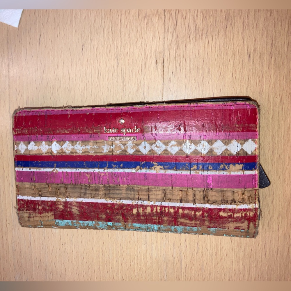 KATE SPADE Cork Stacy Campus Lane Bifold Clutch Wallet - EUC
